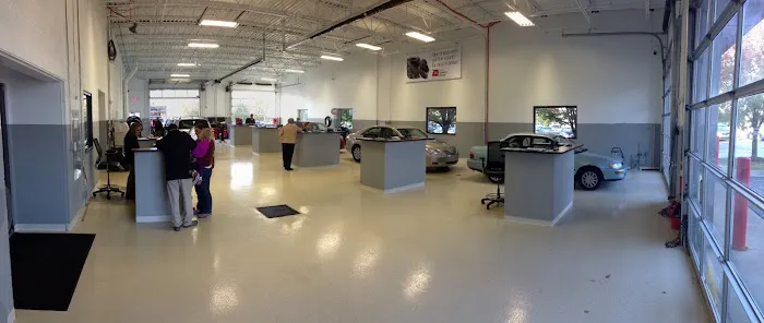 Toyota of Ann Arbor Service Department 4