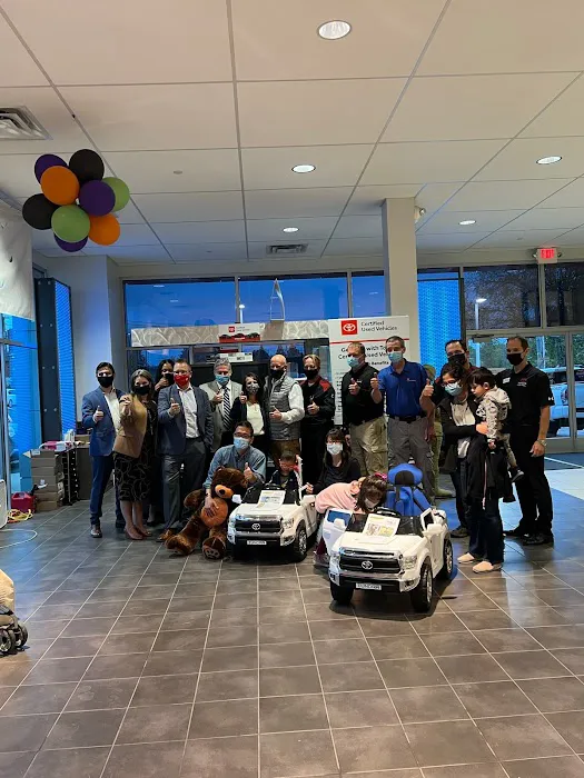 Toyota of Ann Arbor Service Department 6