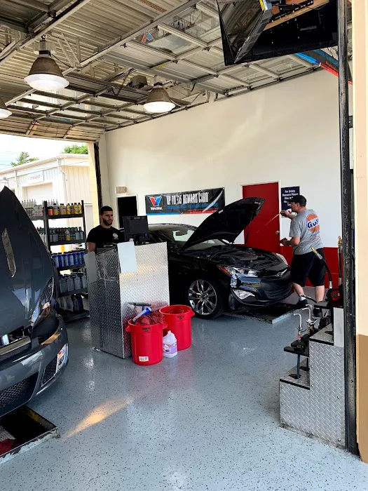 Gulf Auto Lube featuring Valvoline 5