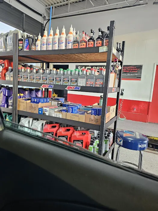 Gulf Auto Lube featuring Valvoline 8