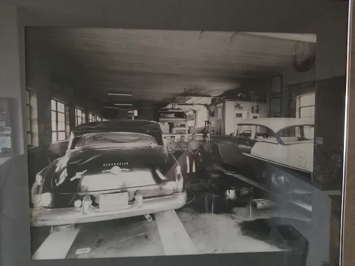 Monroe Collision Service Inc 5