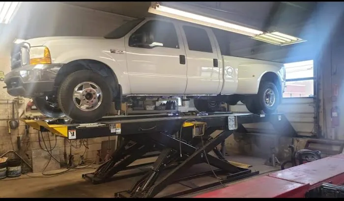 Monroe Collision Service Inc 8