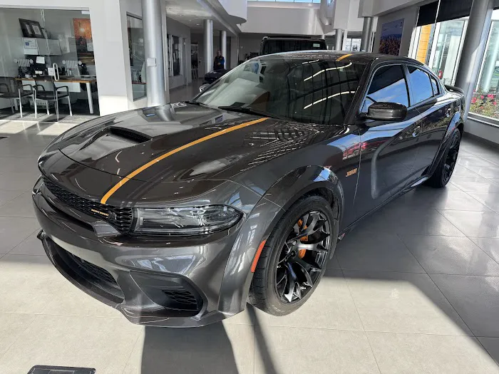 Feldman Chrysler Dodge Jeep RAM of Woodhaven Service Center 6