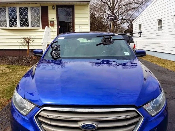 Skyview Auto Glass Walled Lake 0