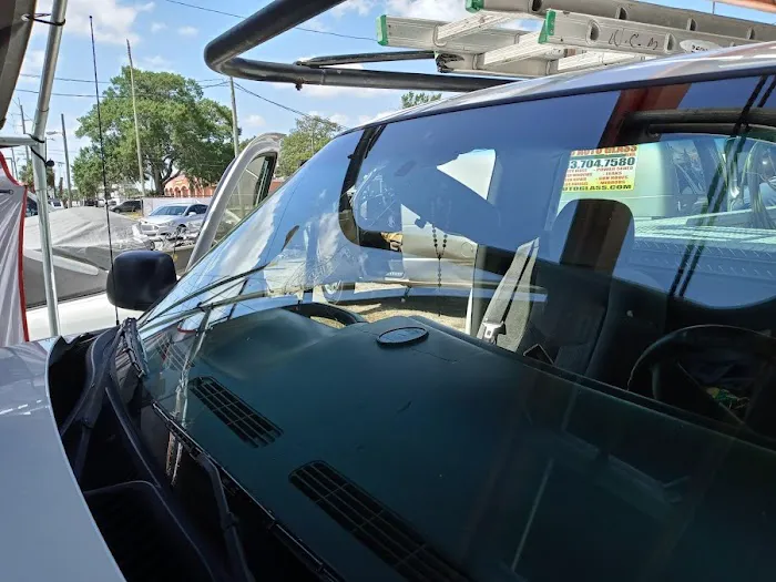 Skyview Auto Glass Walled Lake 7