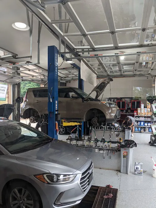 Top Lube Center 7