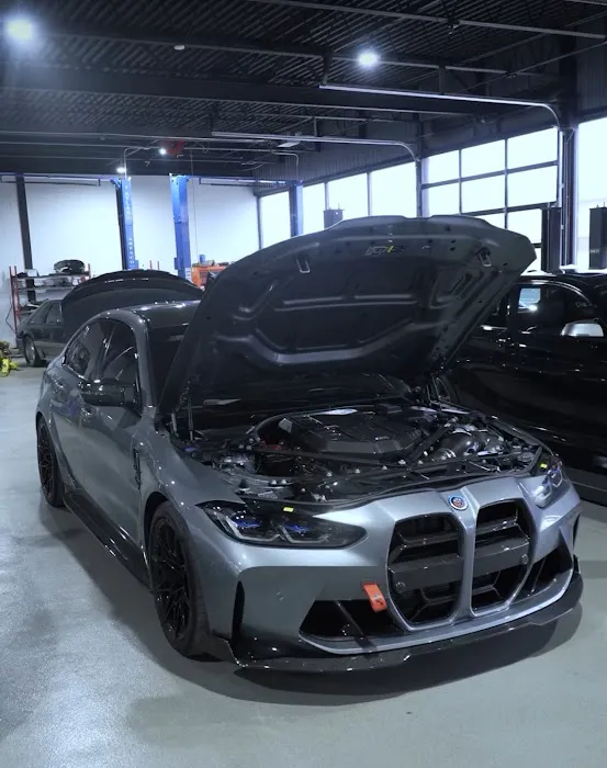 The Auto Lounge 3