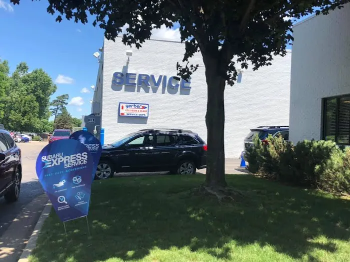 LaFontaine Subaru Service Center 7