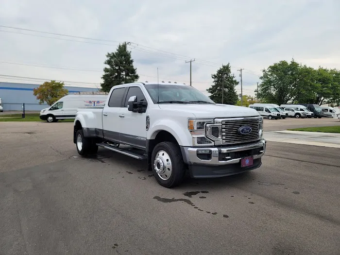 Bill Brown Fleet Center Commercial Sales and Service 3