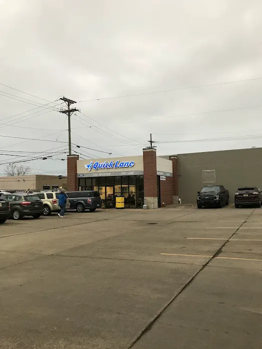 Quick Lane Tire & Auto Center at Bill Brown Ford 3