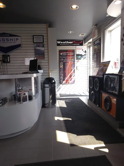 Car Tunes Stereo Centers 7