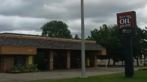 Uncle Ed's Oil Shoppe 2