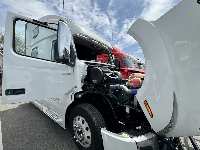 Skyview Auto Glass Farmington Hills 4