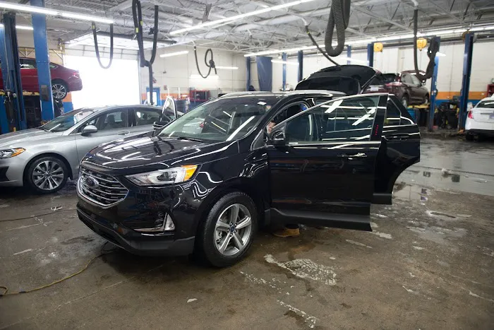Ford Service Center 8