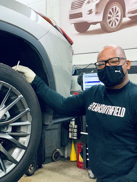 Meade Lexus of Southfield Service & Parts 6