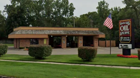 Uncle Ed's Oil Shoppe 2