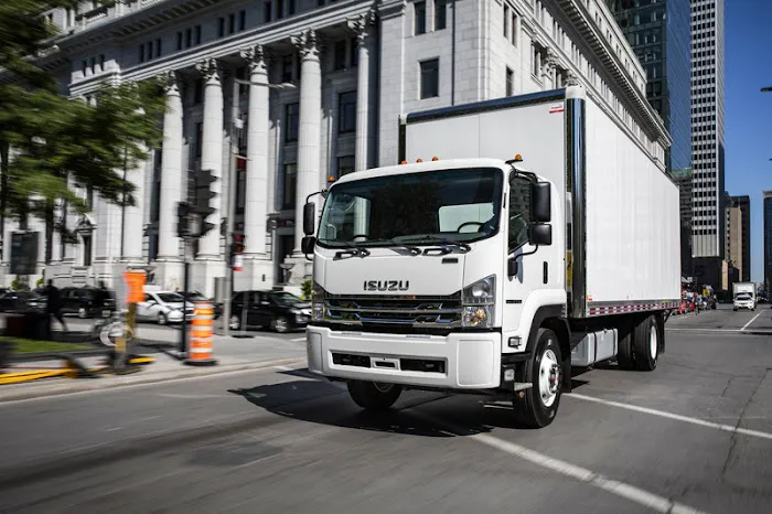 Fox Isuzu Truck - Commercial Service Center 1