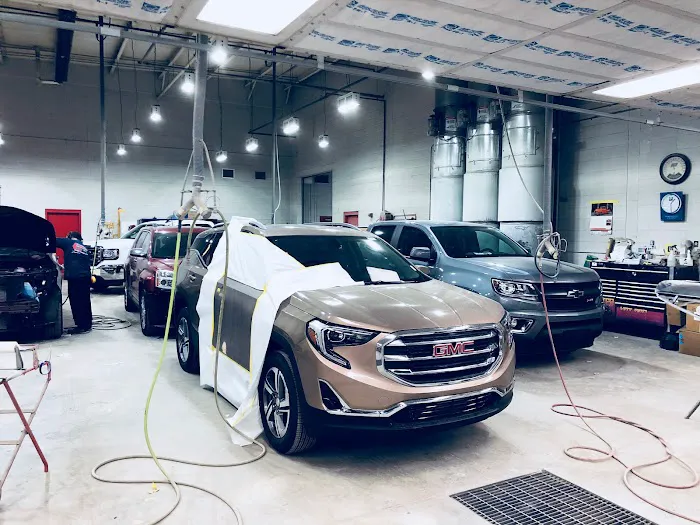 Fox Motors Collision Center - Farmington Hills 1