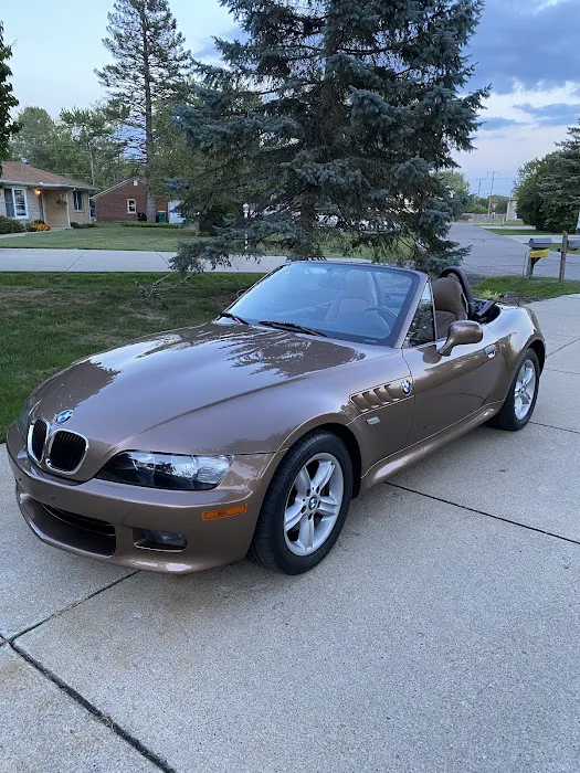 Farmington Hills Collision Center 1