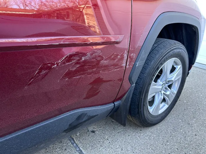 Farmington Hills Collision Center 2