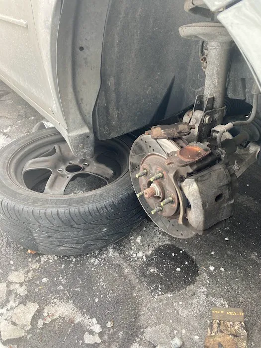 Dupree's Auto Mechanics LLC 3