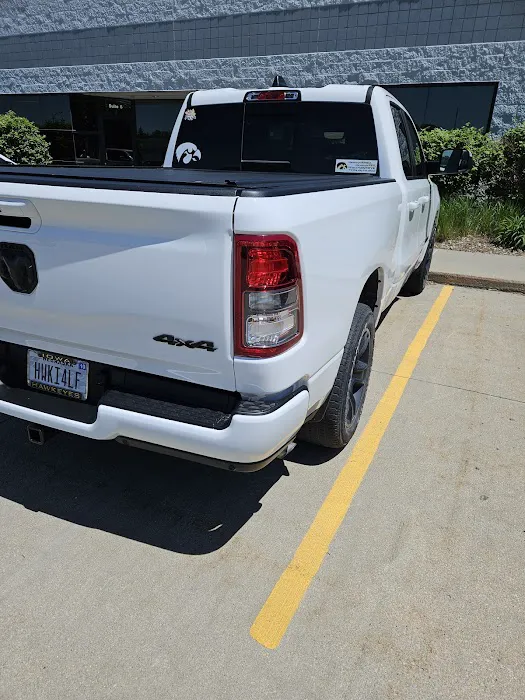 CARSTAR Gregg Young Collision Omaha 0