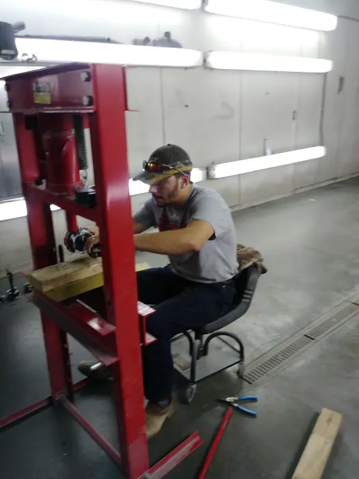 HALLETT AUTOBODY 5