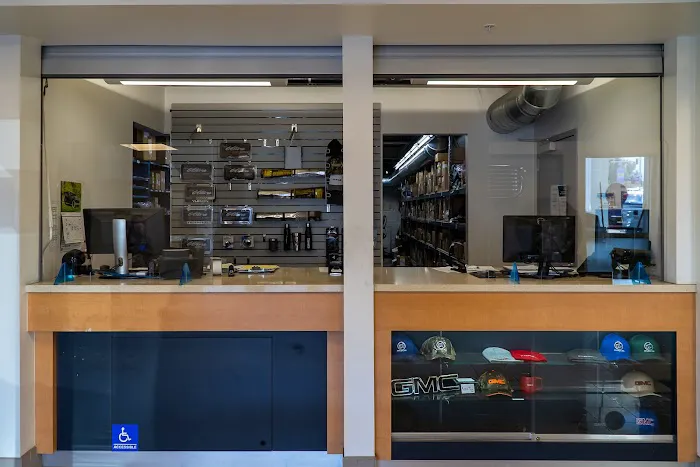Capitol GMC Parts Center 0