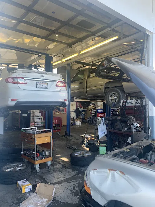 Ultimate Auto Repair 6