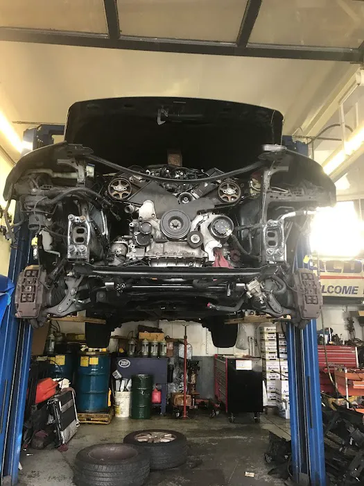 Ultimate Auto Repair 8