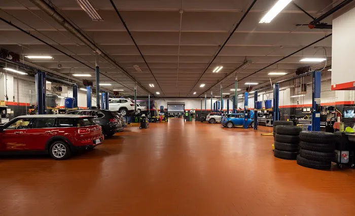 MINI of Stevens Creek Service Center 1