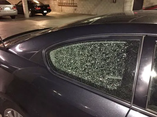 Hi-Tech Auto Glass 6