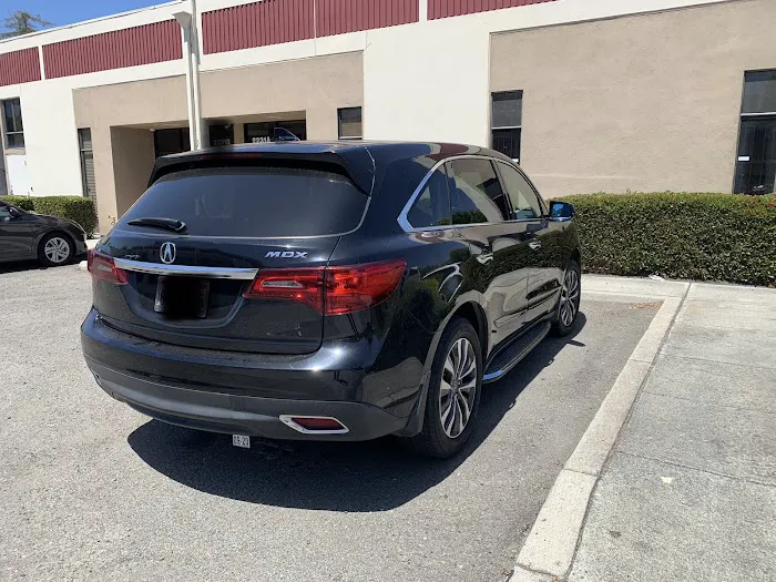 Hi-Tech Auto Glass 9