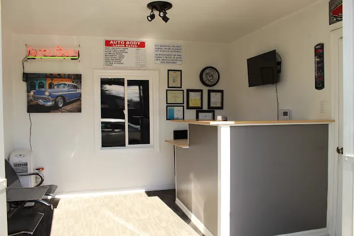 5 Stars Auto Body Repair 0