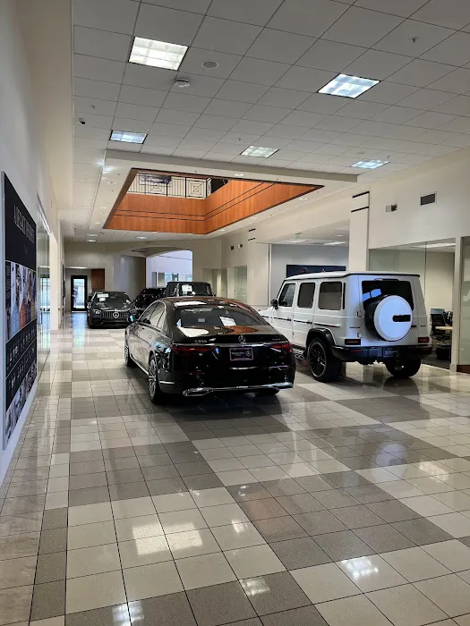 Mercedes-Benz of San Jose Service Center 1