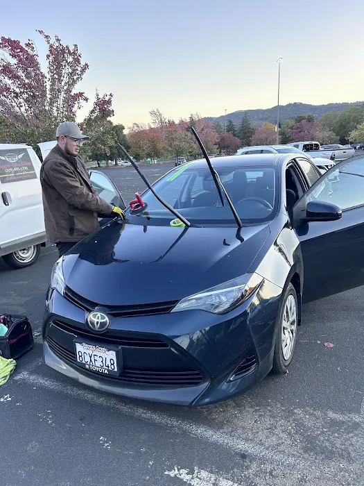 Qualitech Auto Glass 9