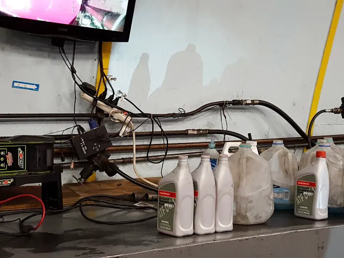 Nine Minute Oil & Lube 4