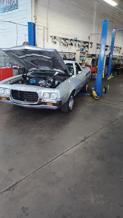 Calabazas Automotive 3