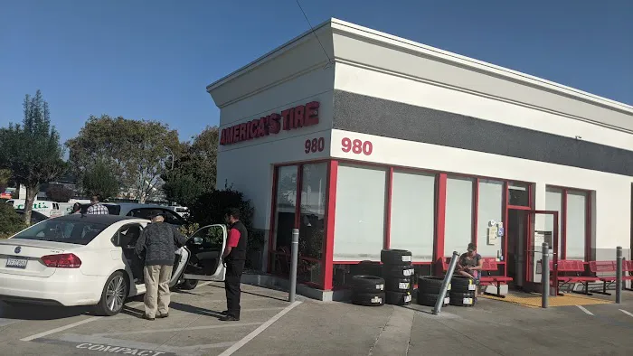America's Tire 6