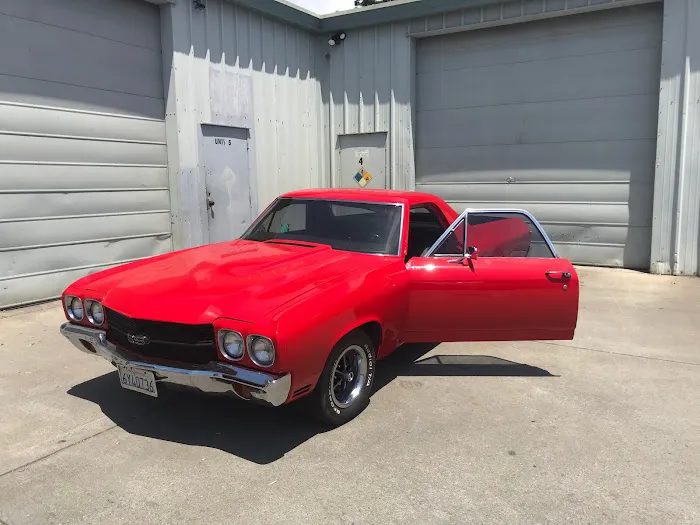 Advanced Auto Glass 3