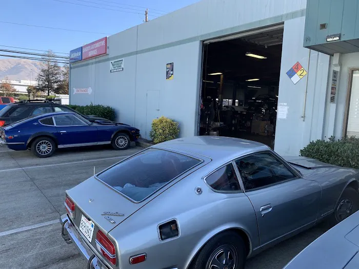 Dando's Automotive 0