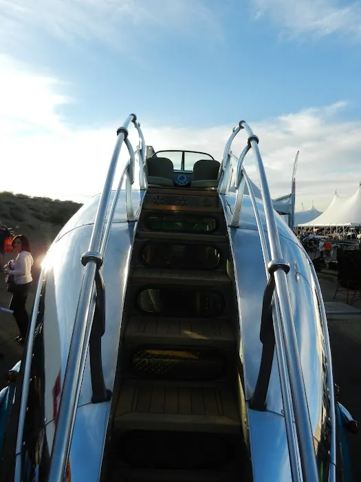 Dando's Automotive 8