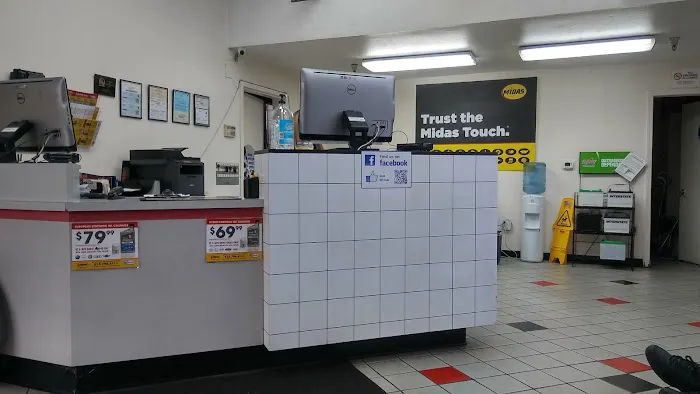 Speedee Oil Change 2