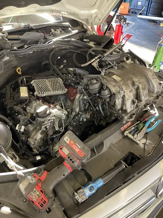 Tucker Automotive 4