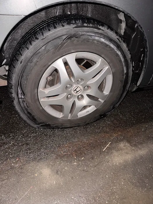 mobile tire and wheels(mobile service) 5