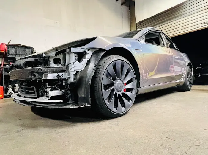 Santos Automotive 5