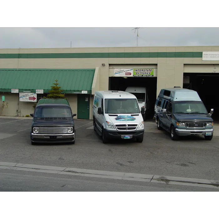 Danny's Customized Vans & Trucks 2
