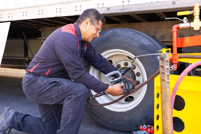 SPEEDYTIRE INC 4