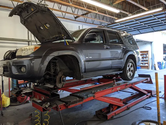 Larry's Auto Care 2