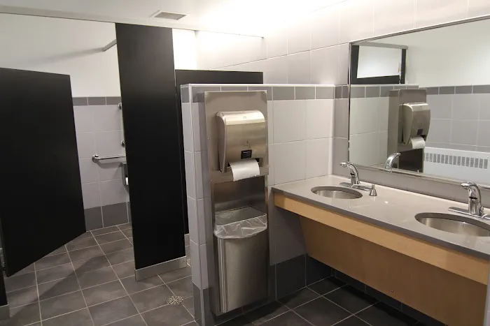 Dahl Chevrolet GMC Service 5